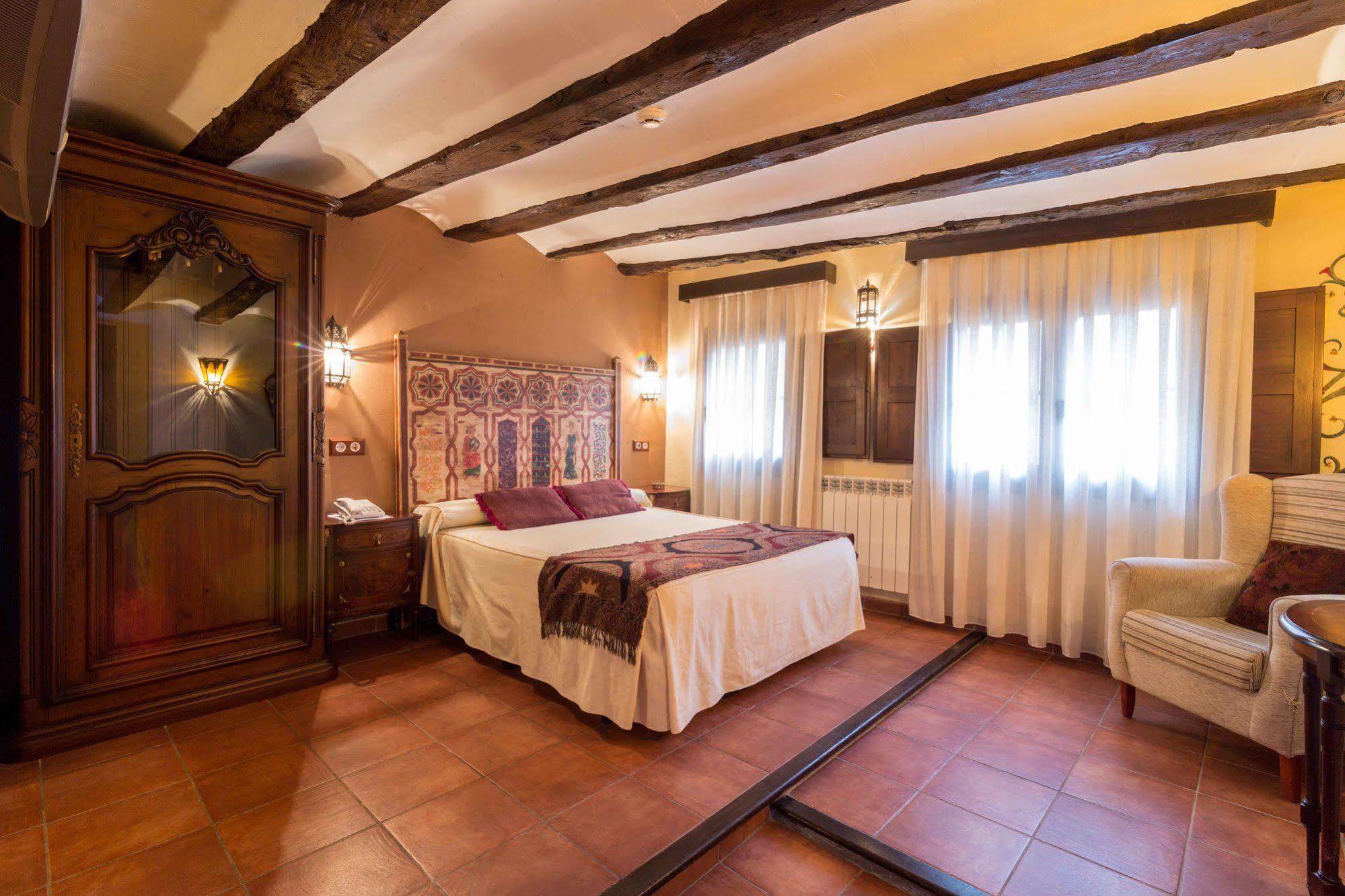 Hotel La Realda Gea De Albarracin Ngoại thất bức ảnh